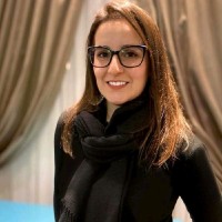 Thais Born Estivalet