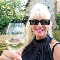 Okanagan Hospitality (Dee Cristante)