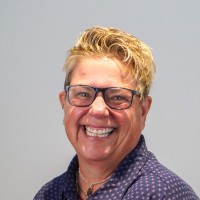 Dee Lynch