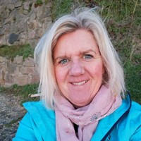 Suzanne Willis