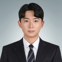 심현우