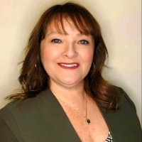Crystal Garneau, Mba