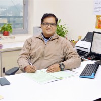 Suresh Tiwari