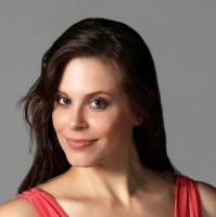 Melanie Holm