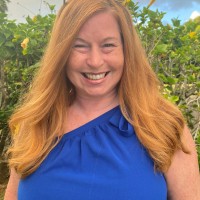 Tracy McPhee Johnstone, AMP