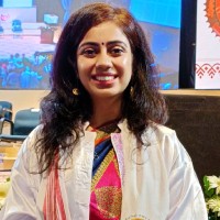 Dr. Meenali Janveja