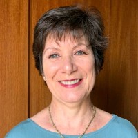 Lúcia R. A. Marques