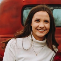 Alexis Karns