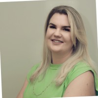 Letícia Hintemann Dering