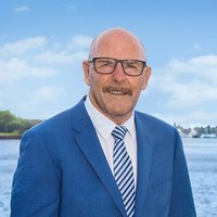 Ian Baker