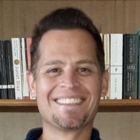 Carlos  E. Cárdenas