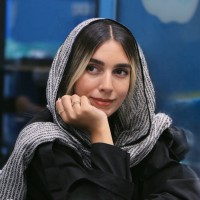 Niloofar Agharazi