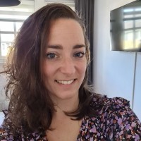 Melanie Kers - Van Den Hondel