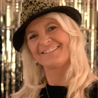 Bettina Sandison