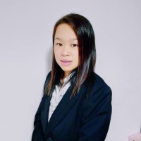 Dellia Teo