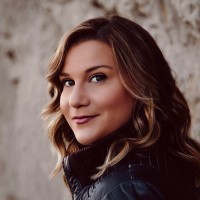 Hillary Oliver