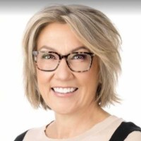 Vicki King