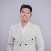 Hiếu Huỳnh