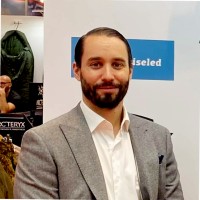 Victor Mander
