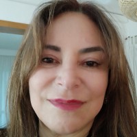 Nassrin Farzaneh