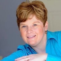 Claudia Bartow