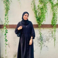 Astri Putri Sari