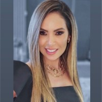 Silvia Mairinchr Ferreira