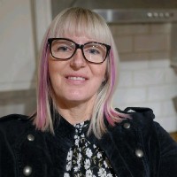 Jo Hull