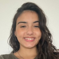 Julia R. Magalhães