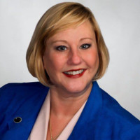 Mary Lee Schultz