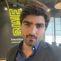 Zeeshan Khan