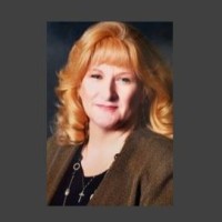 Leona Holloman