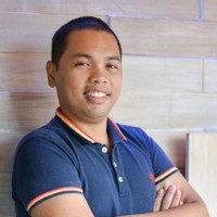 Michael de los Santos