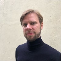 Ivo E.