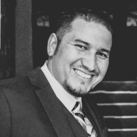 Daniel R Nava