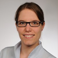 Eva Born