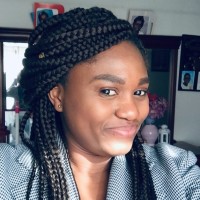 Julie Fernicia Kihoulou
