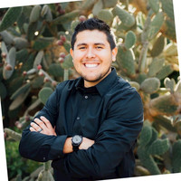 Roy Magana