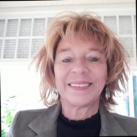 Lia Van Aalten