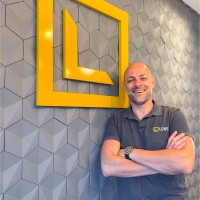 Carlos Eduardo Oliveira