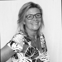 Karin Van Waard
