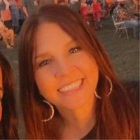 Elizabeth Bailes, RVT