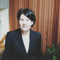 Heidi M-B Lund