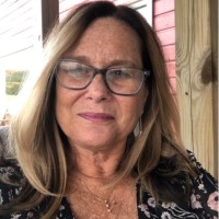 Terri Lucia