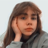 Анна Попчина