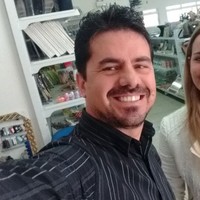 Valmir Almeida