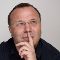 Tomas Hauser