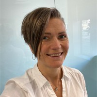 Nancy Van Leeuwen