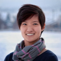 Sarah Hong, Pe