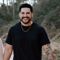 Dustin Luna